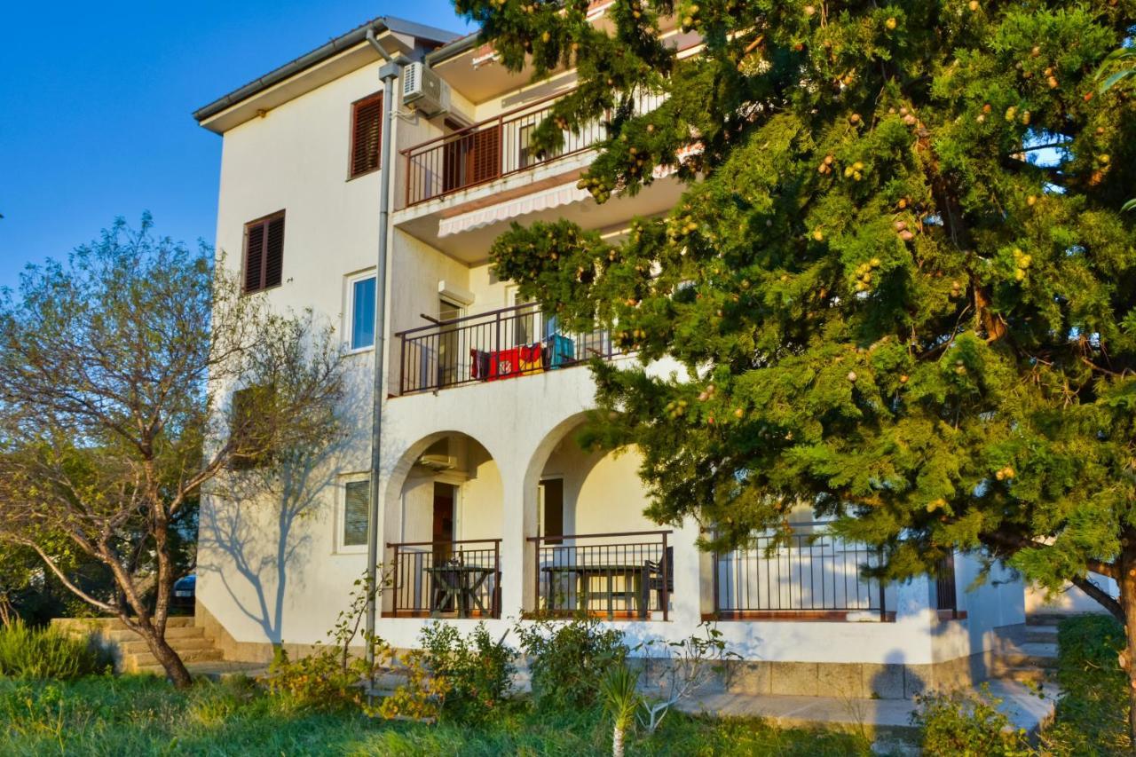 Apartments With A Parking Space Senj - 11520 Экстерьер фото