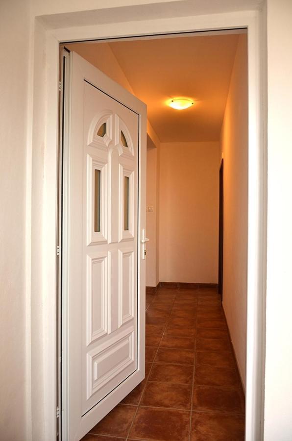 Apartments With A Parking Space Senj - 11520 Экстерьер фото